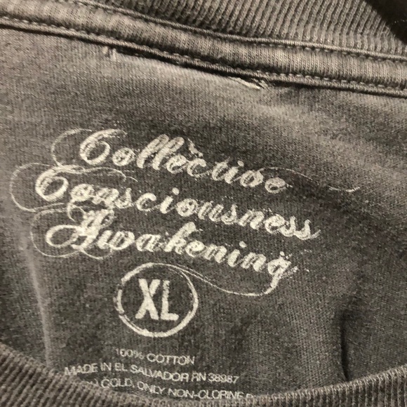 Santana T-Shirt - Picture 3 of 3